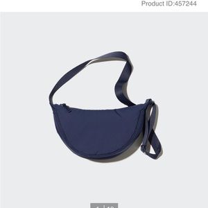 Round Mini Shoulder Bag (Uniqlo) Belt / Crescent Bag